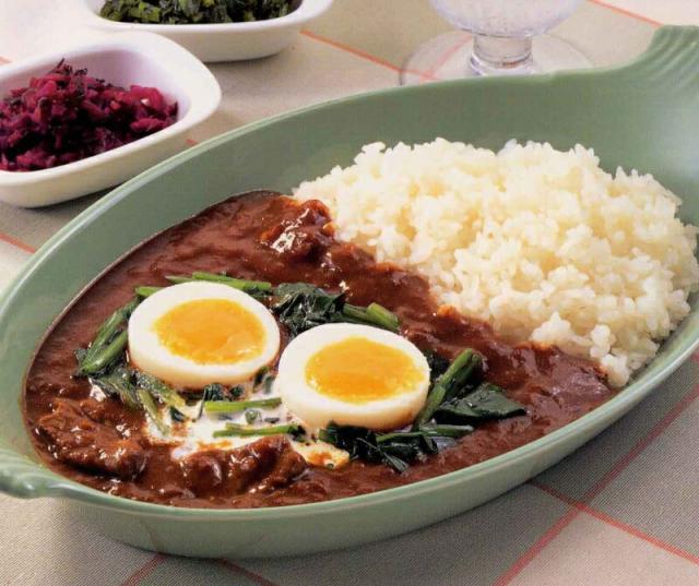 送料無料 ビーフとオニオンの欧風カレー(辛口) 200gx30袋 ハウス食品_1