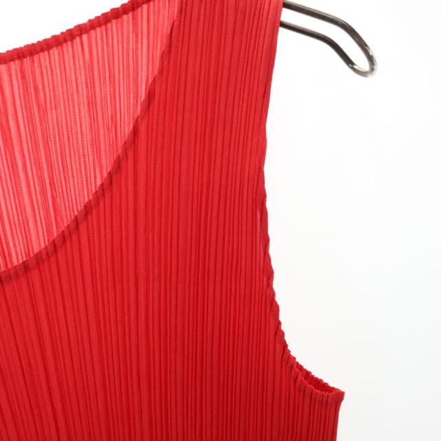 マカ61 超美品 プリーツプリーズ タンクトップ レッド サイズ3 マカ61 超美品 プリーツプリーズ タンクトップ レッド サイズ3