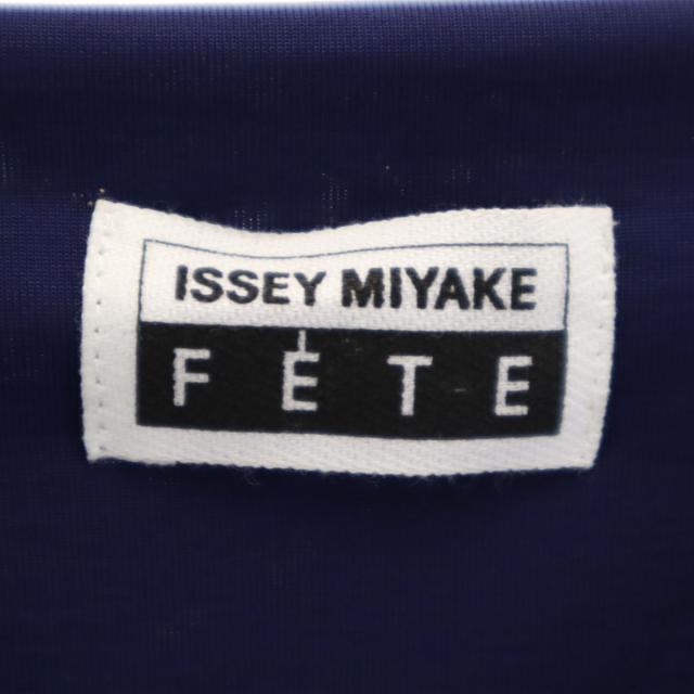 ISSEY MIYAKE FETE イッセイミヤケ フェット 日本製 キャミソール 3 ネイビー レディース ISSEY MIYAKE FETE イッセイミヤケ フェット 日本製 キャミソール 3
