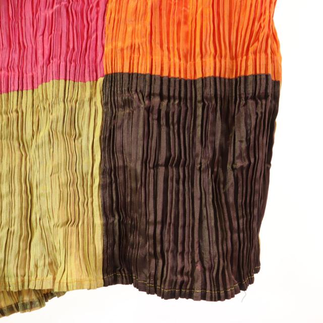 PLEATS PLEASE 長袖トップス ハイネック オレンジ色 サイズ3 PLEATS PLEASE 長袖トップス ハイネック オレンジ色 サイズ3