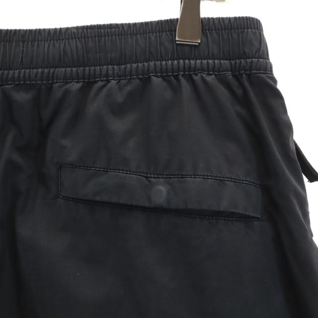 STONE ISLAND ブラックショートパンツW31