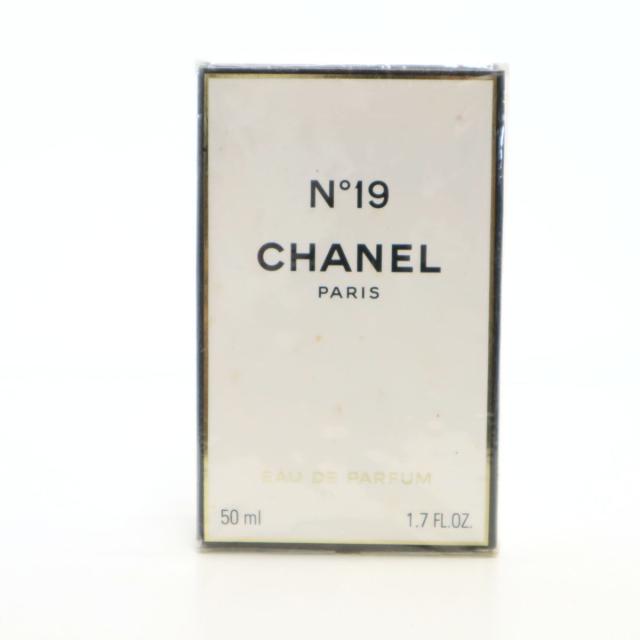 未使用 CHANEL シャネル フランス製 N19 オードパルファム 香水 フレグランス レディース