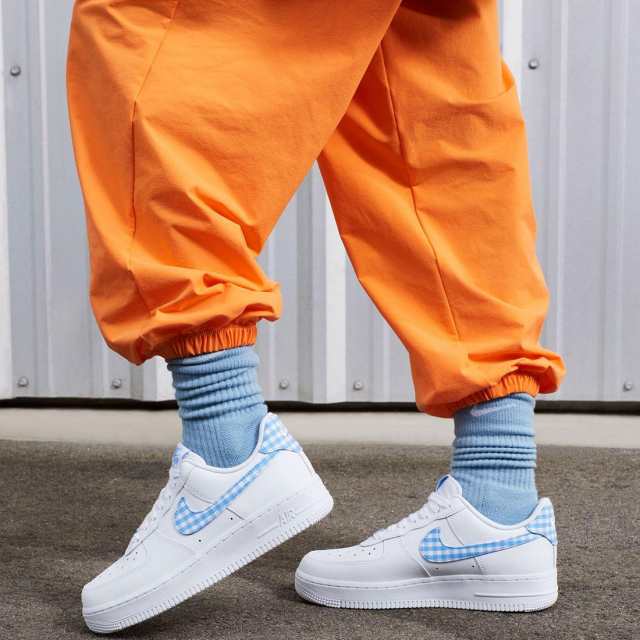 ナイキ エア フォース 1 07 ESS トレンド NIKE W AIR FORCE 1 07 ESS TREND ホワイト/ユニバーシティブルー  DZ2784-100