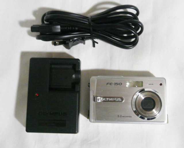 【中古】 OLYMPUS デジタルカメラ CAMEDIA FE-150