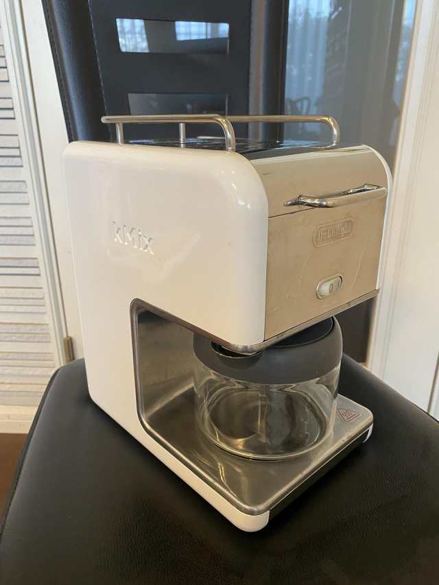 【中古】 ホワイト DeLonghi kMix(ケーミックス) ドリップコーヒーメーカー ホワイト 【6杯用】 CMB6-WH