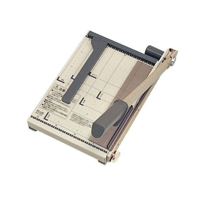 【中古】 B5タテ プラス 裁断機 ペーパーカッター PK-014 裁断幅 B5タテ 26-206の通販は