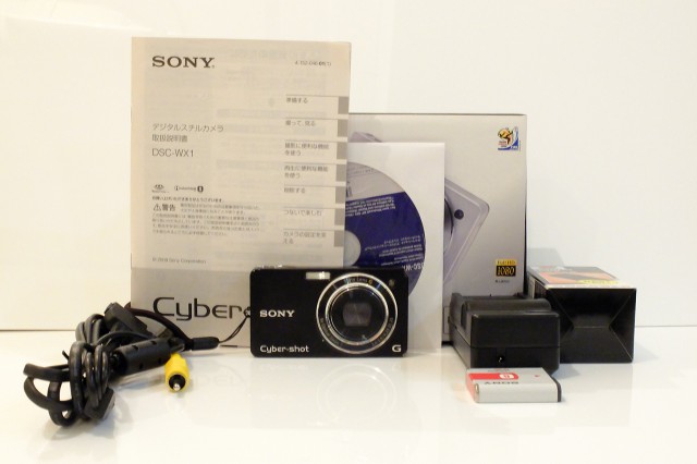 【中古】 ブラック ソニー SONY デジタルカメラ Cybershot WX1 (1020万画素/光学x5/デジタルx10/ブラック) DSC-WX1/B