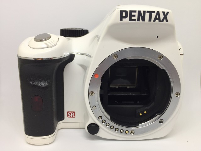 【中古】 ホワイト PENTAX デジタル一眼レフカメラ K-x レンズキット ホワイト