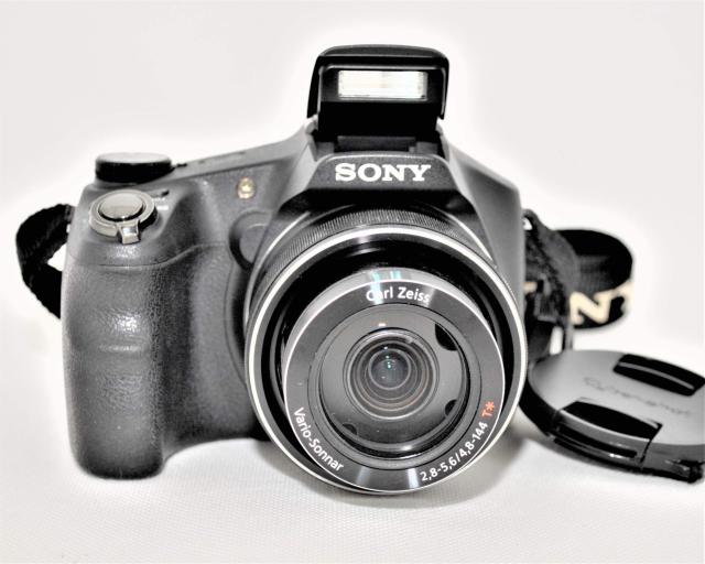 中古】 ソニー SONY デジタルカメラ Cyber-shot HX200V 1820万画素CMOS 