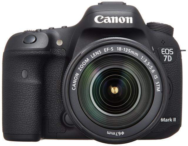 極上品 CANON『 EF-S18-135mm F3.5-5.6 IS USM 』 極上品 CANON『 EF-S18-135mm F3.5-5.6 IS USM 』