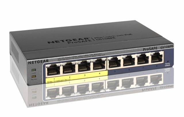 【中古】 【メーカ生産終了品】 NETGEAR PoE スイッチングハブ ギガビット 8ポート(PoE4ポート全体53W) VLAN QoS IGMP ファンレス静音 GS