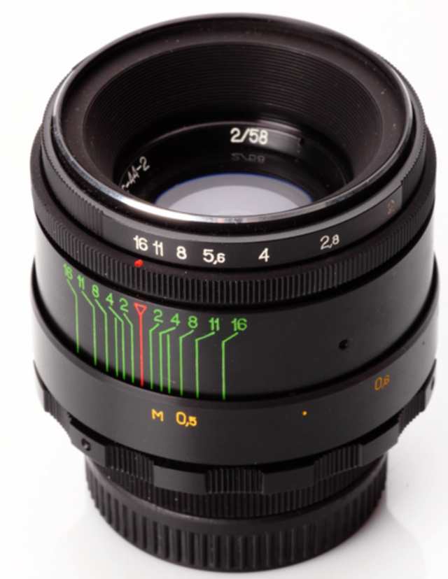 【中古】 ヘリオス44-2 58mm F2ロシアレンズ、M 42マウントカメラ用