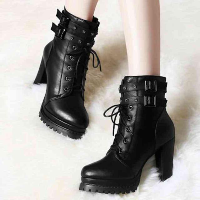 ブーツ レディース 春 レースアップ 4E ミドル 防水 フロント 革 ミドル丈 歩きやすい レザー 軽い 軽量 暖かい ヒール スニーカー 厚底 秋 冬 雨 おしゃれ ウォーキング ロング きれいめ 防寒 兼用 滑らない 夏 ショート 撥水 ローヒール ブランド ランキング shs-1096の通販は