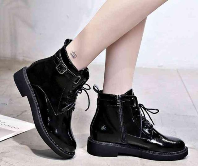 ブーツ レディース ロング 4E フロント 暖かい 春 歩きやすい きれいめ ローヒール 防水 おしゃれ 雨 シューズ レースアップ ミドル丈 秋 滑らない スニーカー 兼用 冬 ヒール 厚底 夏 防寒 軽量 ミドル 軽い ウォーキング ショート 撥水 ブランド ランキング shs-1115の通販は