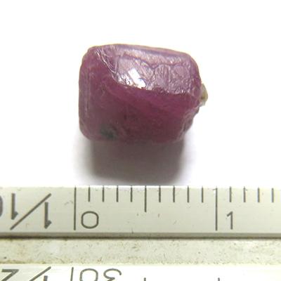 ルビーの原石マダガスカル産 マダガスカル産 ルビー / Ruby