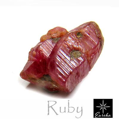 ルビー原石 ベトナム産 非加熱 結晶  13.68ct コランダム パワーストーン ルース 天然石 7月 誕生石 送料無料 trg347の通販は