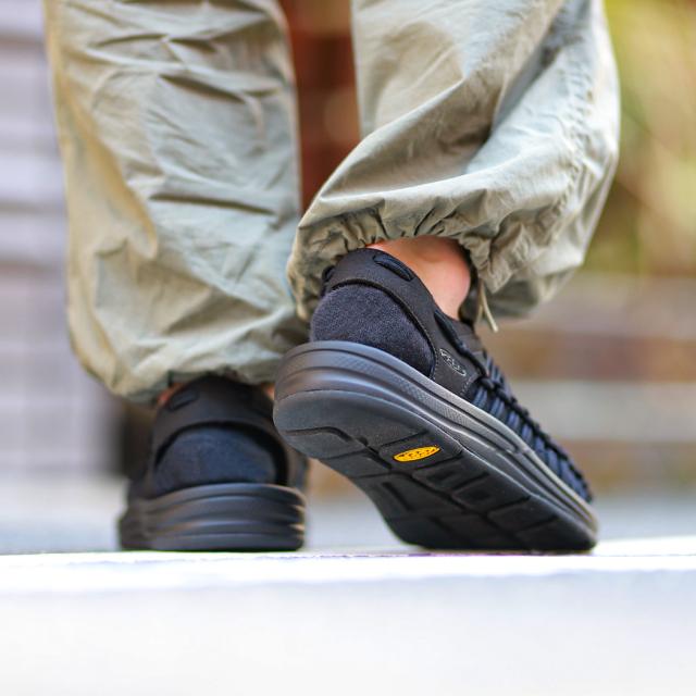 KEEN キーン メンズ 特殊 シューズ サンダル スニーカー MEN UNEEK BLACK/BLACK ( 黒 黒いこと SANDAL 1014097 )