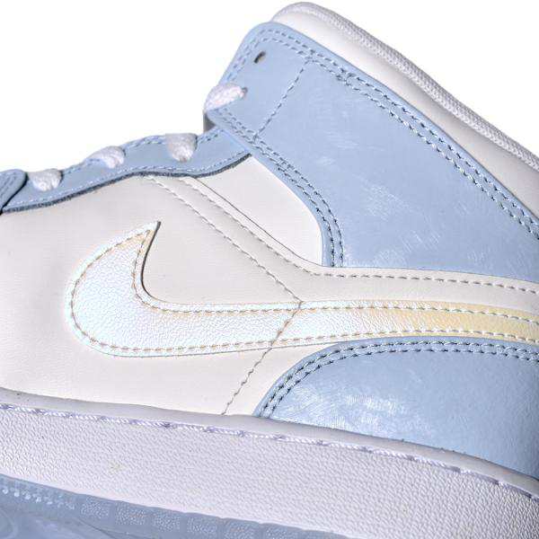 海外限定 NIKE AIR JORDAN 1 MID SE GS 