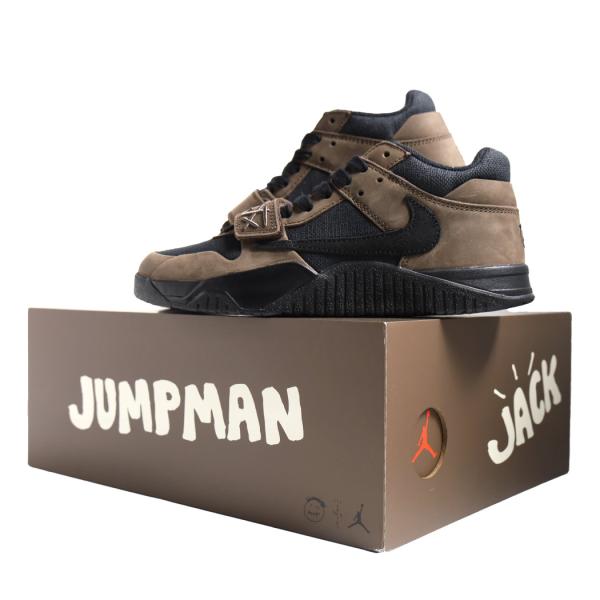 Travis Scott × NIKE トラヴィススコット ナイキ ジョーダン ジャンプ