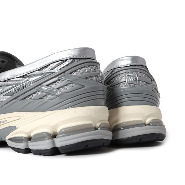 NEW BALANCE ニューバランス 1906 ローファー スニーカー U1906LAE