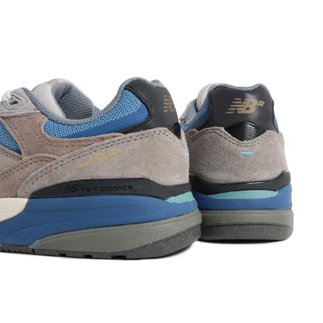 NEW BALANCE ニューバランス ヌメリック 933 スニーカー NUMERIC Andrew Reynolds UN933ASB MUSHROOM STILL WATER ベージュ 水色