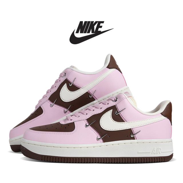 NIKE ナイキ ウィメンズ エアフォース 1 スニーカー WMNS AIR FORCE 1 07 LX CACAO WOW MINI SWOOSH ( ピンク メンズ レディース IO7595-211 )