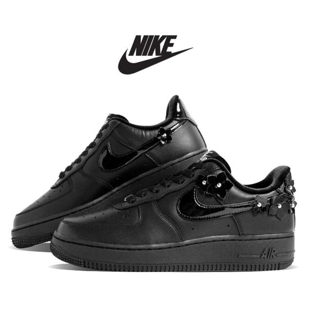 NIKE ナイキ ウィメンズ エアフォース スニーカー W AIR FORCE 1 07 LOW FLORETTE BLACK ( ブラック 黒 AF1 レディース 花 IR8637-001 ) 21,681円