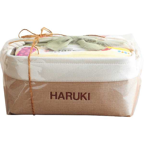 【送料無料/直送】|バスケット 身長計 ビタット ギフトセット（お名入れ）| プレゼント/お祝い 出産祝い 出産内祝い 内祝い お返し 快気祝い 新築内祝い 引き出物 法事 香典返しの通販は 7,140円