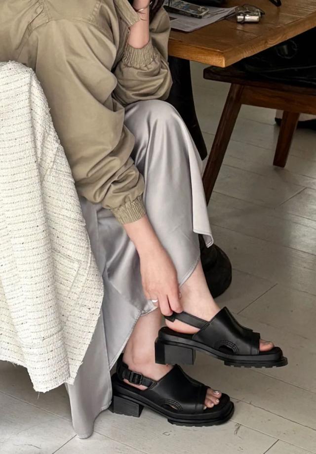 Dr.Martens ドクターマーチン レディース サンダル MAYBOLE OPEN TOE