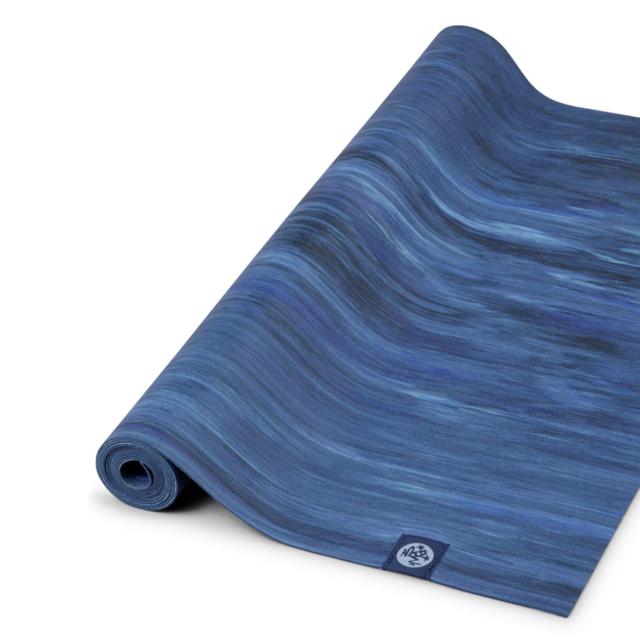 マンドゥカ ヨガマット 折りたたみ ヨガラグ ホットヨガ 滑らない トラベル エコスーパーライト 1.5mm ブルームーンマーブル manduka eco super lite 日本正規品 ヨガラグマンドゥカ ピラティスマット おしゃれ