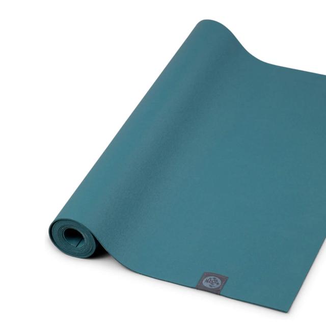 マンドゥカ ヨガマット 折りたたみ ヨガラグ ホットヨガ 滑らない トラベル エコスーパーライト 1.5mm ディープセージ manduka eco super lite 日本正規品 ヨガラグマンドゥカ ピラティスマット おしゃれ