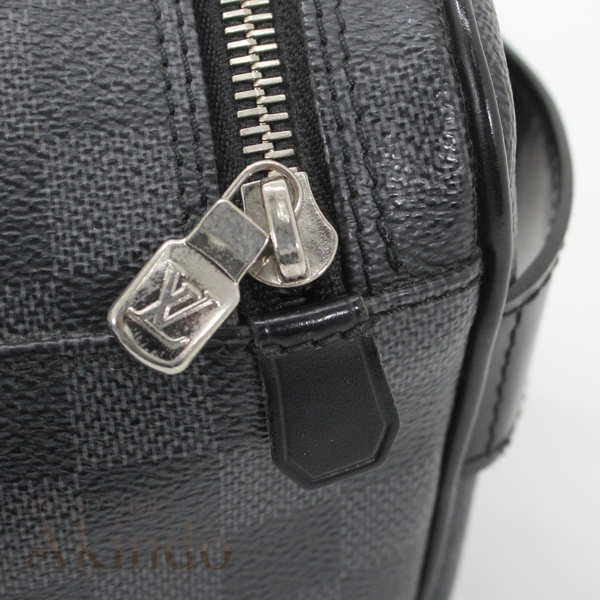 ルイヴィトン セカンドバッグ トワレポーチ ダミエ・グラフィット 黒