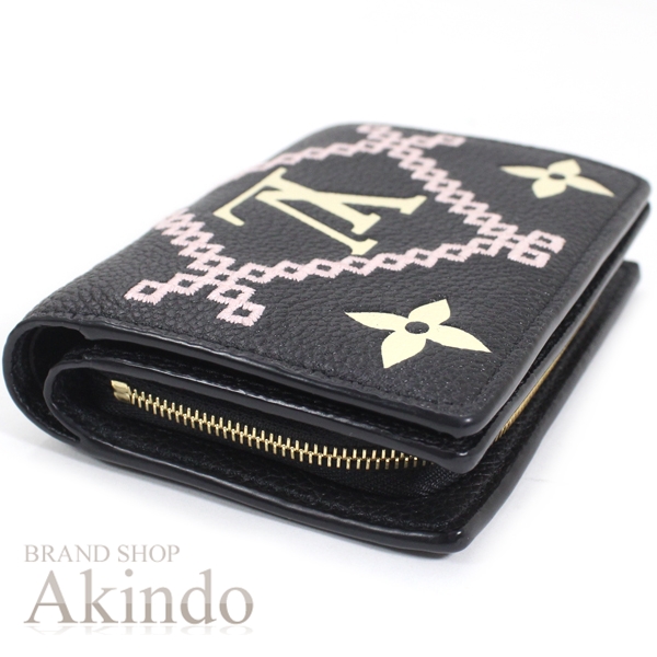 【新品同様】ルイヴィトン 二つ折り財布 ポルトフォイユ・クレア モノグラム･アンプラント ブロデリー 刺繍 レザー 黒 ブラック M81139 LOUIS VUITTON レディース コンパクトブランド ギフト プレゼント コインケース 小銭入れ 2つ折り_4