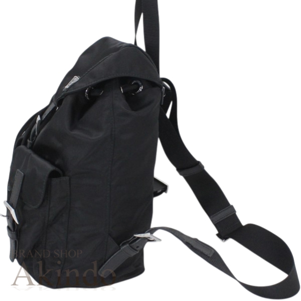 【新品・未使用】プラダ バックパック リュックサック コンパクト 黒 ナイロン レザー ブラック レディース 1BZ677 NERO PRADA カジュアル ビジネス 通勤 通学 バッグ BAG 便利 ブランド 定番 人気 プレゼント ギフト_2