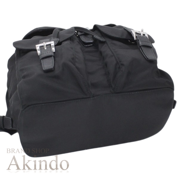 【新品・未使用】プラダ バックパック リュックサック コンパクト 黒 ナイロン レザー ブラック レディース 1BZ677 NERO PRADA カジュアル ビジネス 通勤 通学 バッグ BAG 便利 ブランド 定番 人気 プレゼント ギフト_6