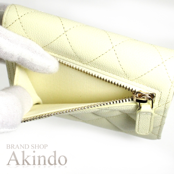 新品】シャネル 三つ折り財布 マトラッセ レザー キャビアスキン