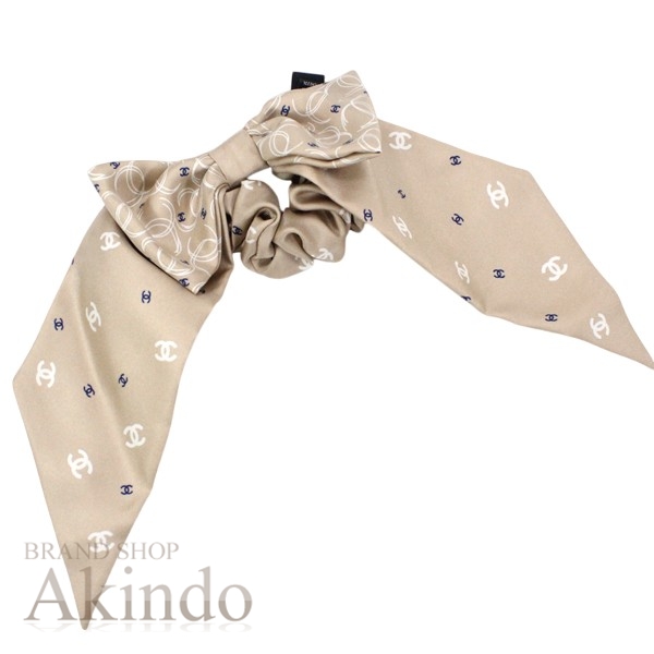 【新品】シャネル シュシュ シルク リボン ヘアアクセ ココマーク シャンパン CHANEL レディース バッグチャーム 腕輪 ファッションアイテム オシャレ 記念日 便利 ブランド 定番 人気 プレゼント ギフト