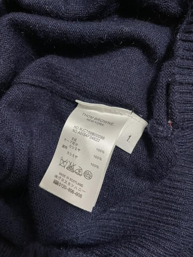 THOM BROWNE トムブラウン TB ブランド クラシック 4バー カシミア カーディガンの通販は THOM BROWNE トムブラウン TB ブランド クラシック 4バー カシミア カーディガンの通販は
