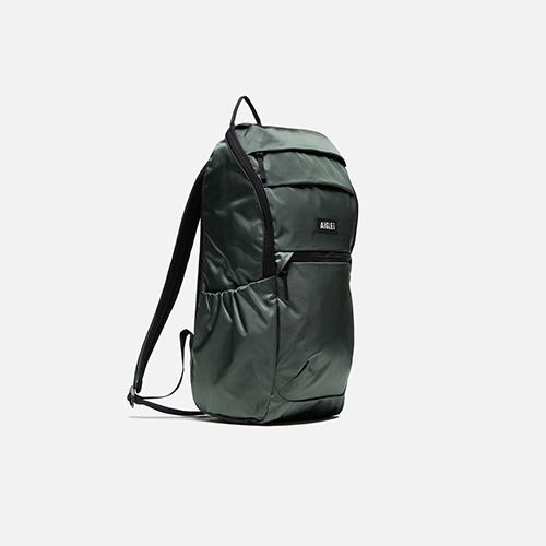 エーグル AIGLE アーバン バックパック 16L アウトドア ユニセックス