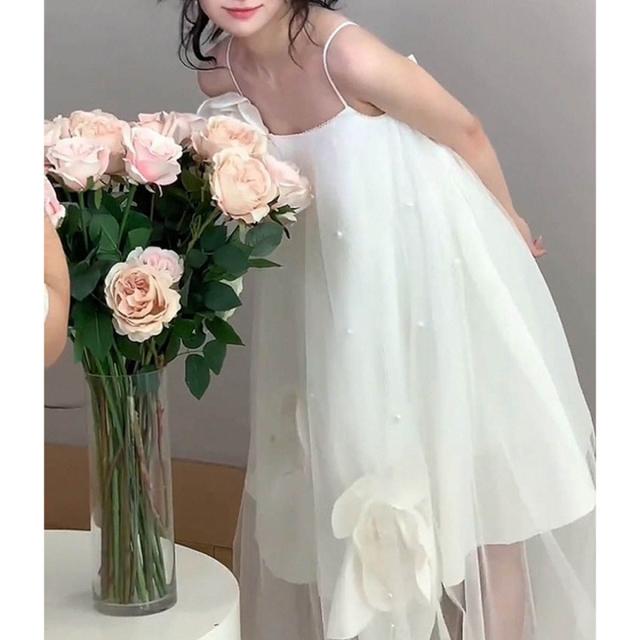 ウエディングドレス aライン ミニ丈 透け感 白 袖なし キャミソールドレス 花 コサージュ 花嫁 結婚式パーティードレス ブライダル ふんわり レイヤー イブニングドレス前撮り後撮り 披露宴_1