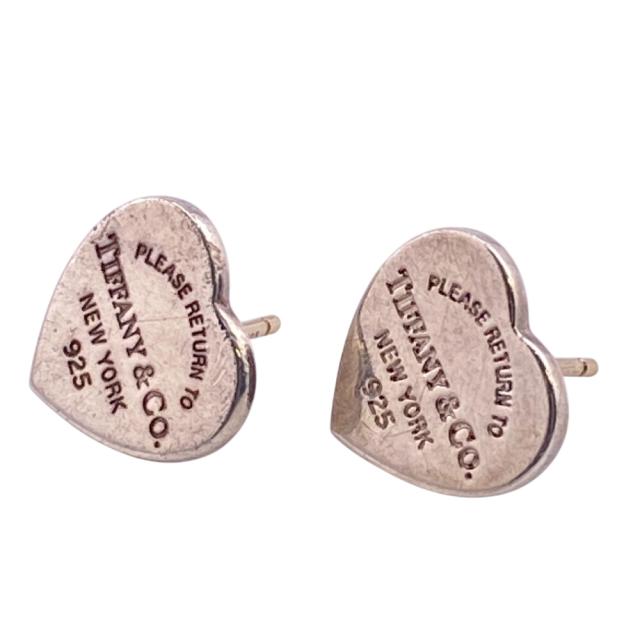 Tiffany & Co.ハート型シルバーピアス　リターントゥ　ハートAg925 Tiffany リターントゥ ハート シルバー ピアス Ag925 - メルカリ