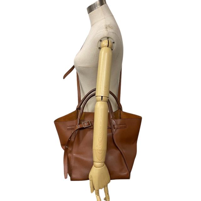 セリーヌ ショルダーバッグ ビッグバッグ スモール レディース ライトトープ サプルグレインドカーフスキン 189313A4U 中古 | [セリーヌ] ビッグバッグ スモール シボレザー BIG BAG SMALL