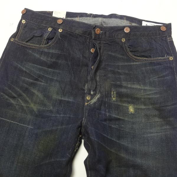 中古】カタリスト CVTVLIST ロゴプリント ブリーチデニムパンツ