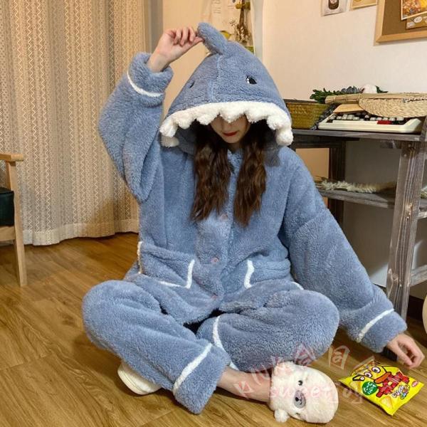 もこもこパジャマ レディース パーカー セットアップ 冬 KNK(株） ルームウェア 裏起毛 サメ柄 高校生 暖かい フード付き ふわふわ 部屋着 防寒