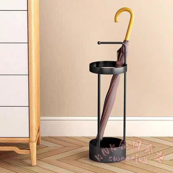 傘立て 北欧風 アンブレラスタンド 傘収納 水受け皿付き KNK（株） 長傘 折り畳み傘 玄関収納 シンプル 省スペース オフィス 飲食店 おしゃれ