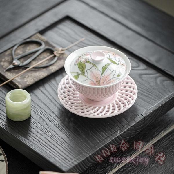 手描き茶器 蓋碗 徳化県陶磁器 ユリ柄 中国茶器 KNK(株） 茶道具 台湾茶 烏龍茶に おしゃれギフト 来客用 ティータイム 伝統工芸 上品_4