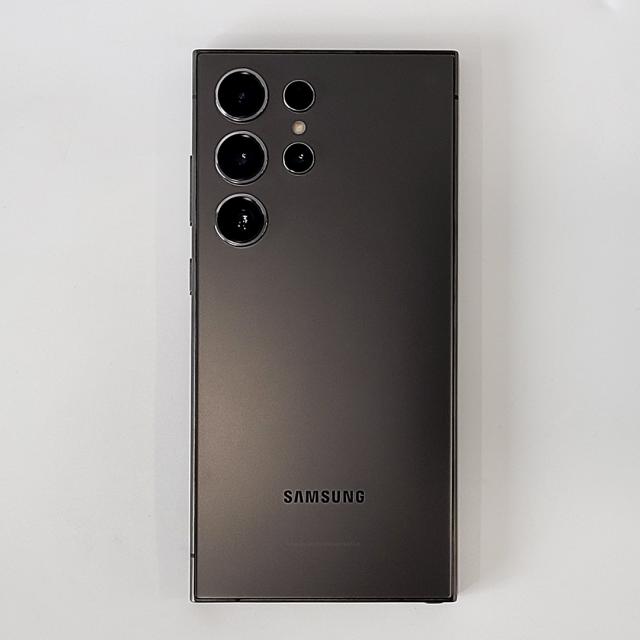 Aランク】Galaxy S24Ultra 512GB 韓国版チタニウムイエロー