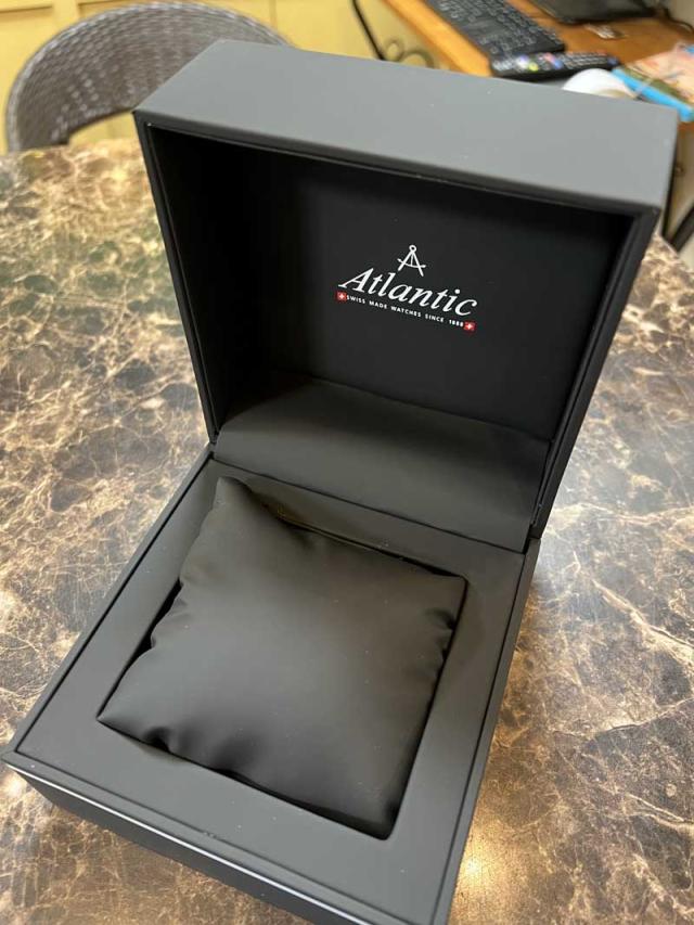 【スイス時計メーカー正規2年保証】アトランティック腕時計 Atlantic スイスメンズ腕時計 メンズウオッチ 回転ベゼル 200M防水 クオーツムーブメントはスイスのロンダです 73375.41.51 文字盤カラーはブルーです_6