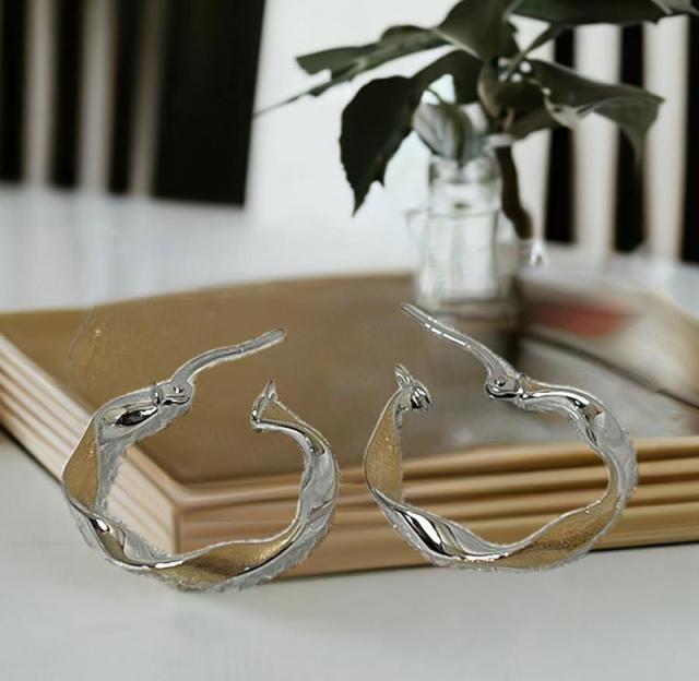 ウノアエレ K18WG フープピアス リングピアス ホワイトゴールド イタリア製 ウノアエレ K18WG フープピアス リングピアス ホワイトゴールド