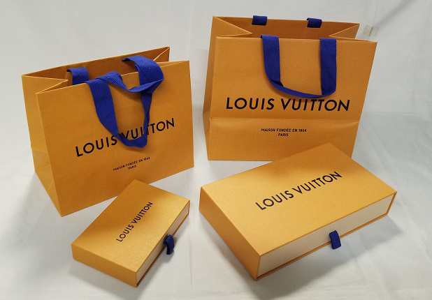 LOUIS VUITTON ルイヴィトン オーガナイザー・ドゥ ポッシュ